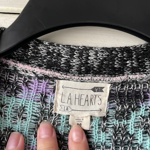 Patterned Cardigan - Picture 3 of 5